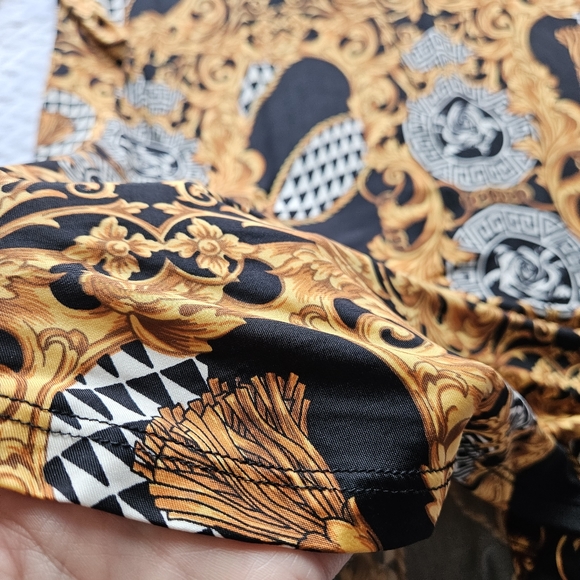 SOLD Timing Black & Gold Long Sleeve Button-Down Mini Dress Size 2X - Picture 14 of 14